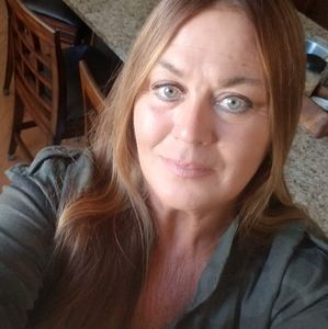 Meet your Posher, Carol